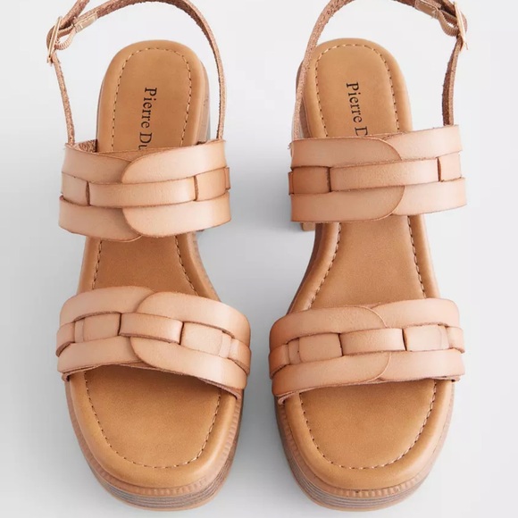 Buckle | Pierre Dumas Woven Heeled Sandal Size 10 - Picture 5 of 15